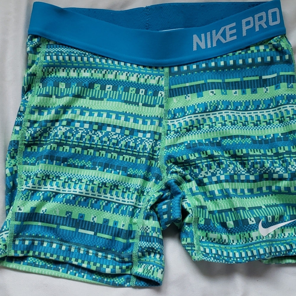 Athletic shorts
